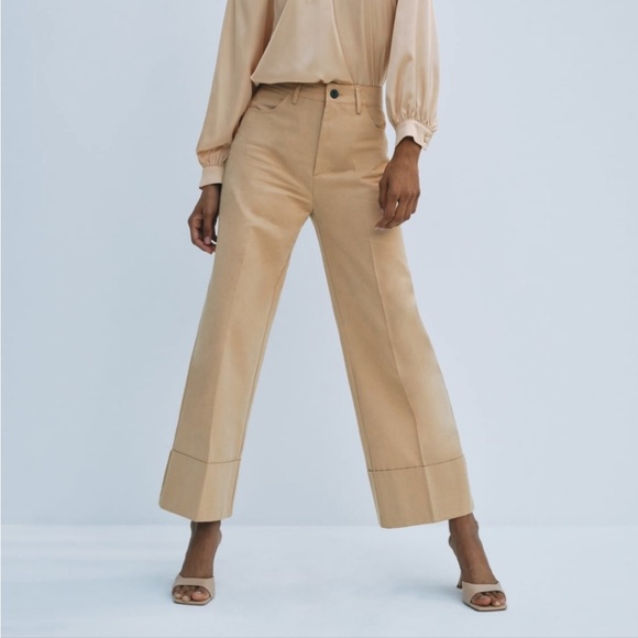 NWT Zara high waist cuffed jeans Wide Leg Pants size USA 8 EUR 40
18 waist - Picture 3 of 6